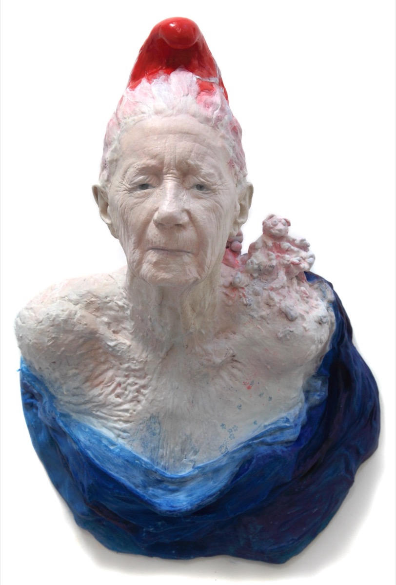 Marianne doyenne face